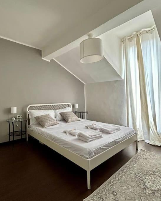 Sky-View Flat In Milan Apartamento Exterior foto